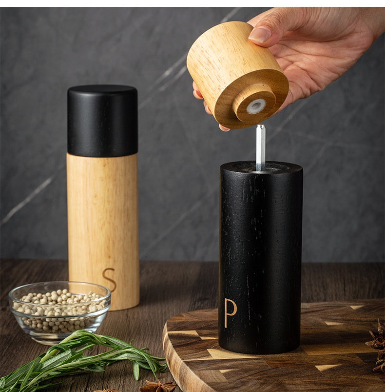 Oak Wood Pepper Grinder - Retro Manual Spice Grinder